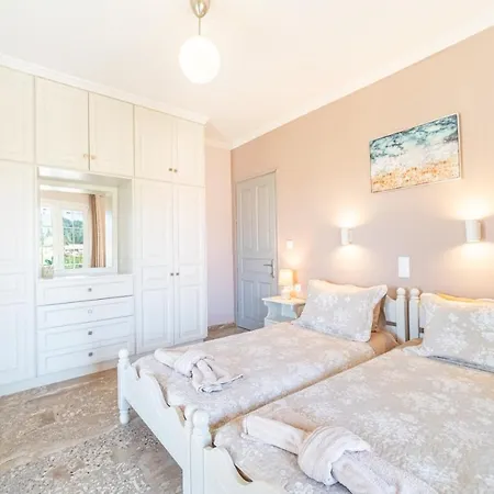 Logas Apartament Peroulades (Corfu)