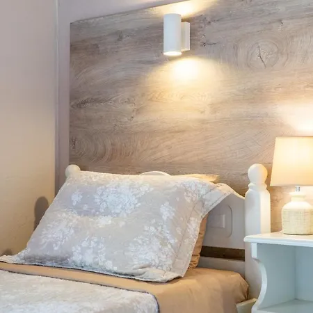 Apartment Logas Peroulades (Corfu)